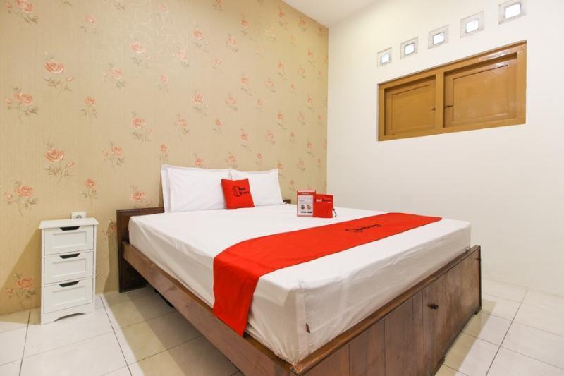 Reddoorz Near Rs Sarjito Yogyakarta Hotell Exteriör bild
