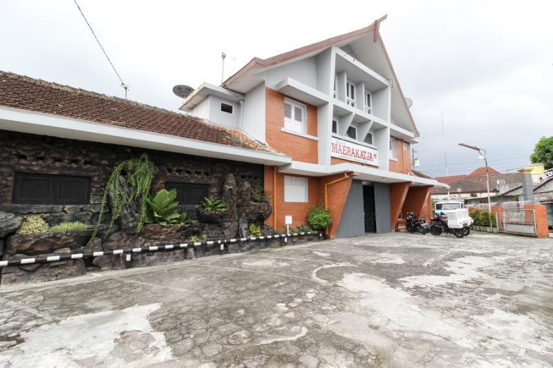 Reddoorz Near Rs Sarjito Yogyakarta Hotell Exteriör bild